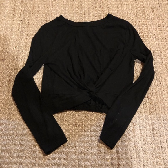 Black cropped long sleeve top - Picture 1 of 2